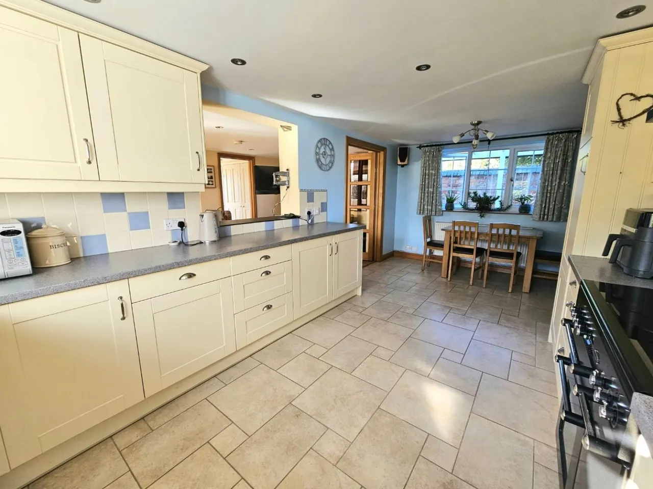 Middle Street, Eastington, GL10, photo 11