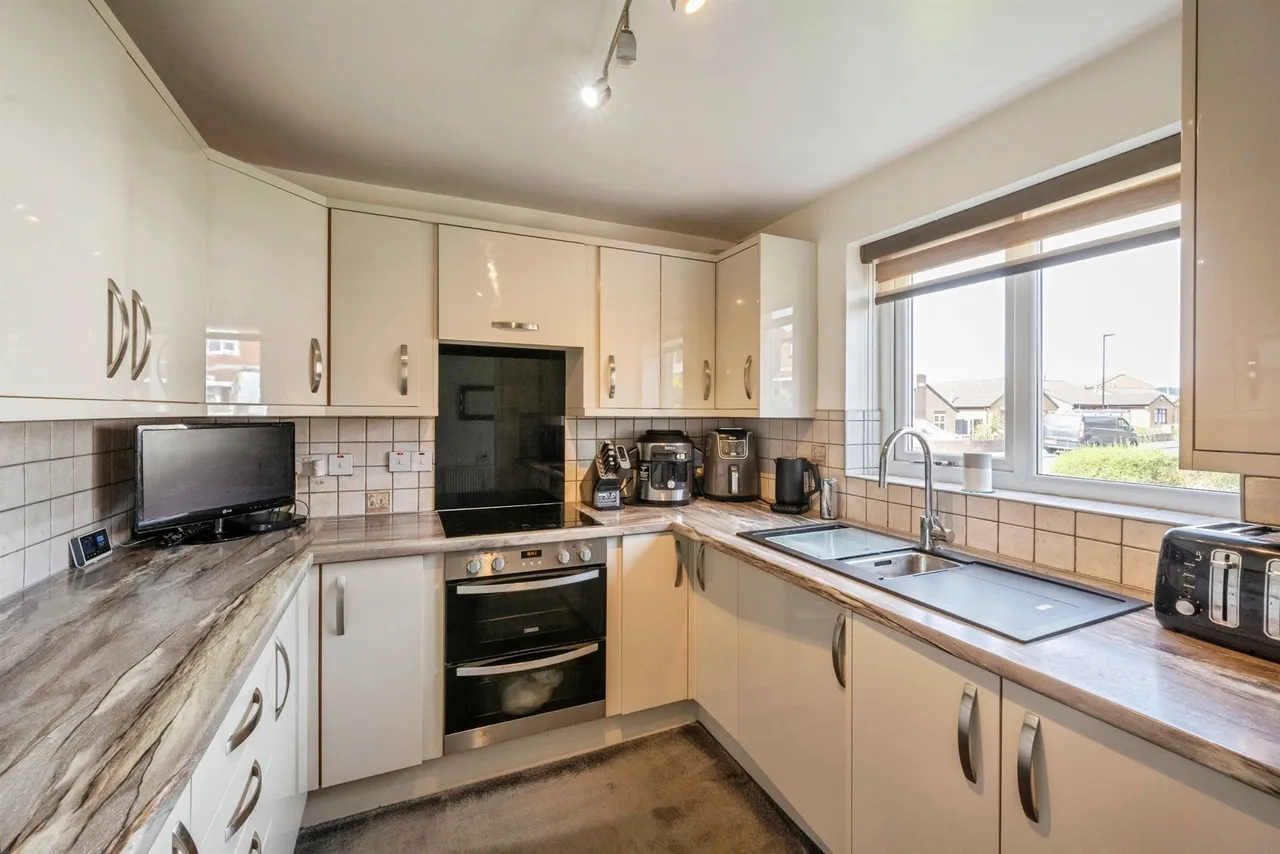 Lanark Drive, Mexborough, photo 7
