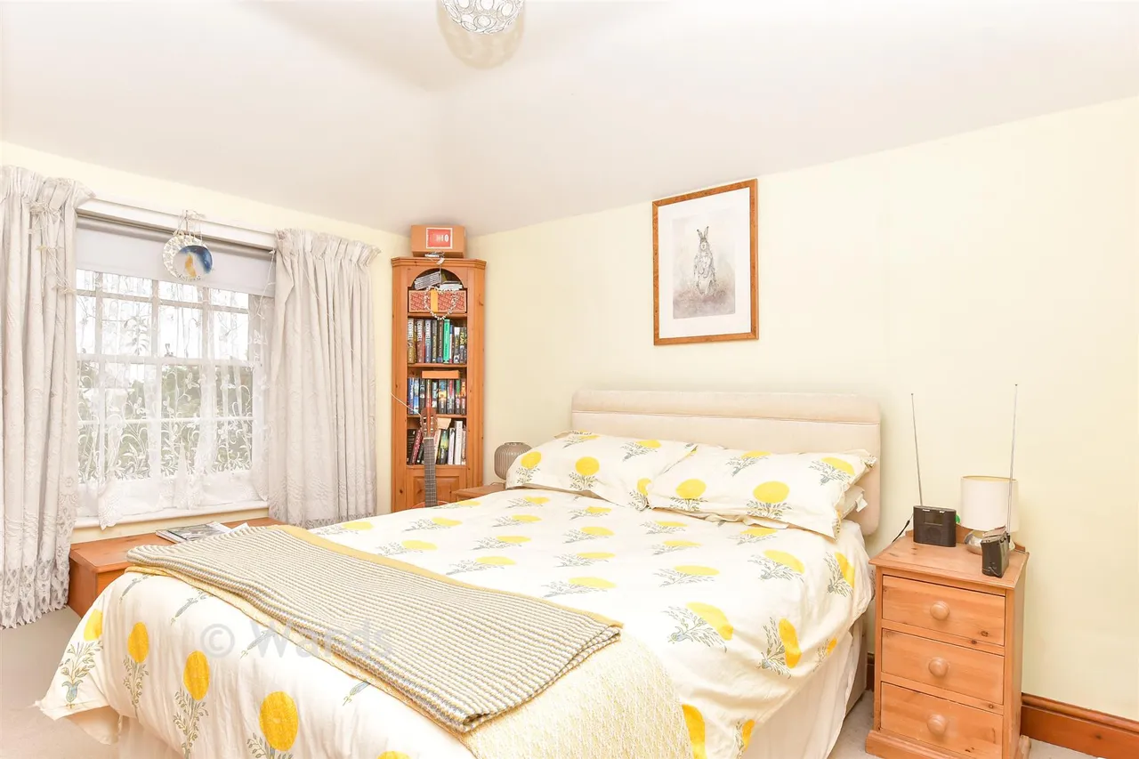 Oare Road, Faversham, ME13, photo 10