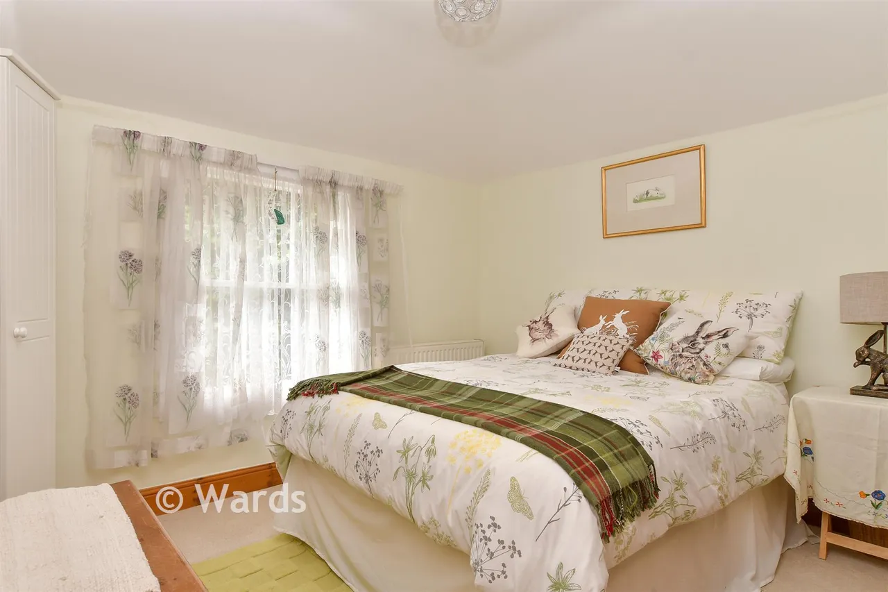 Oare Road, Faversham, ME13, photo 8