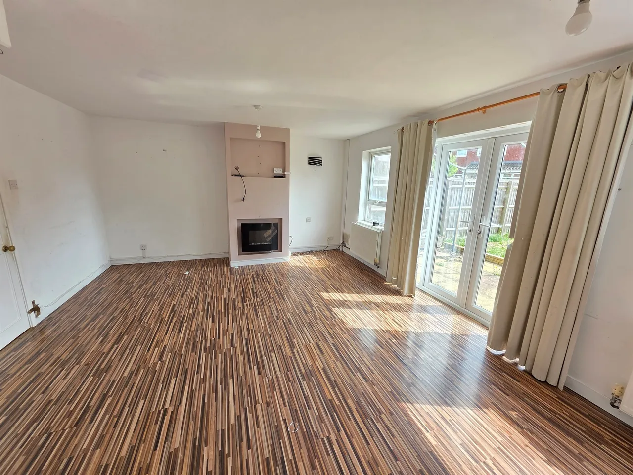 Frome Close, Aylesbury, HP21, photo 4