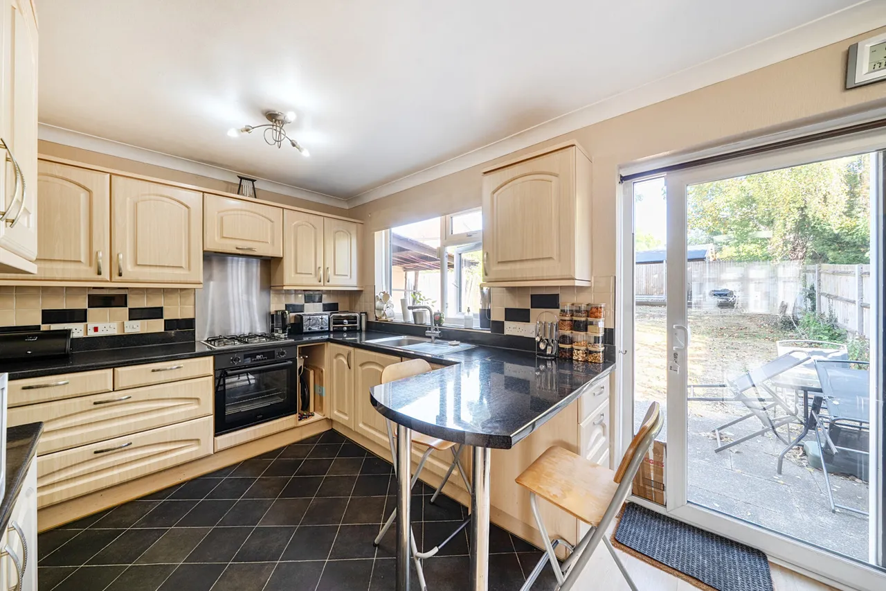 Norwich Road, Northwood, HA6, photo 10
