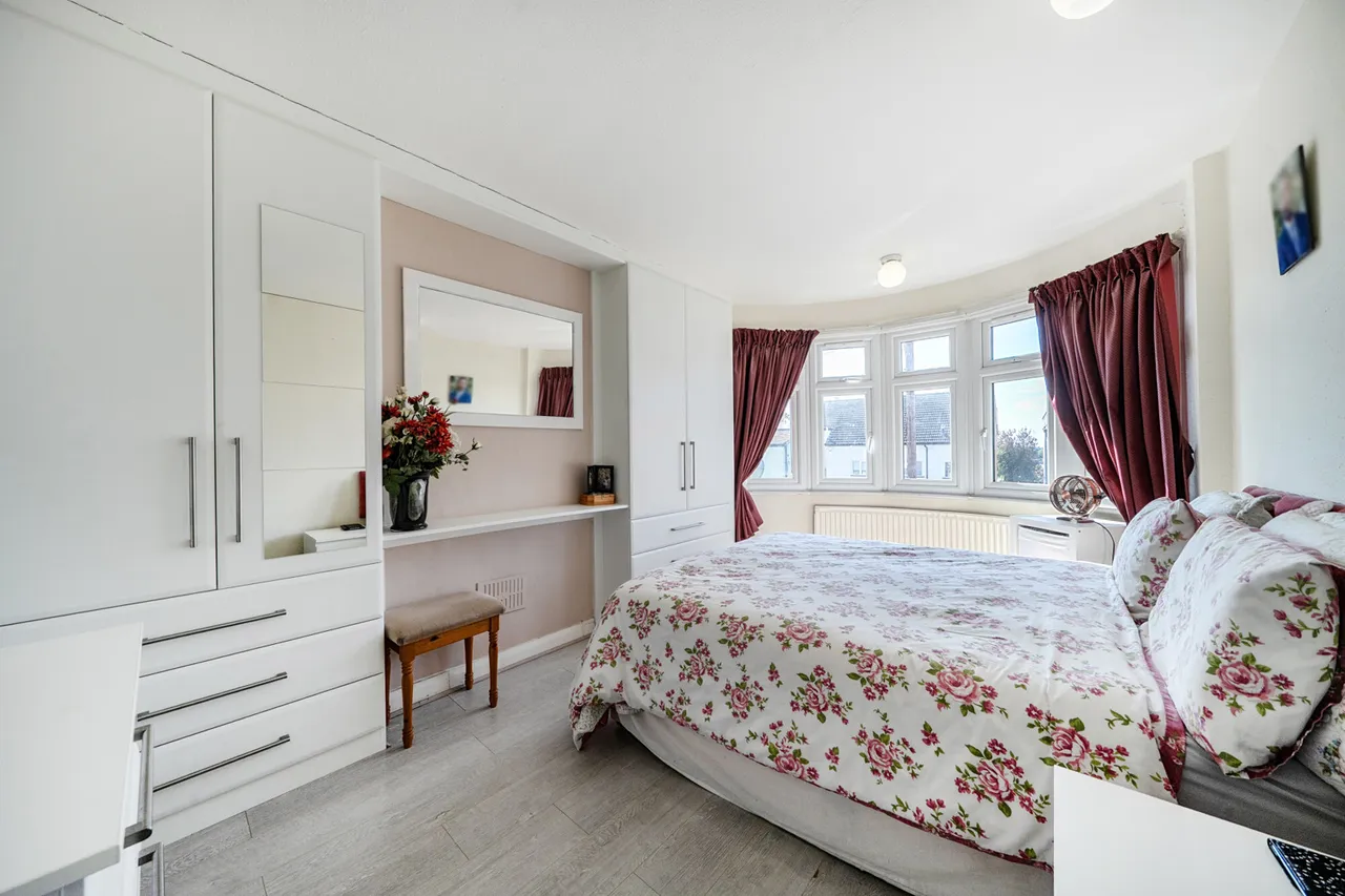 Norwich Road, Northwood, HA6, photo 4
