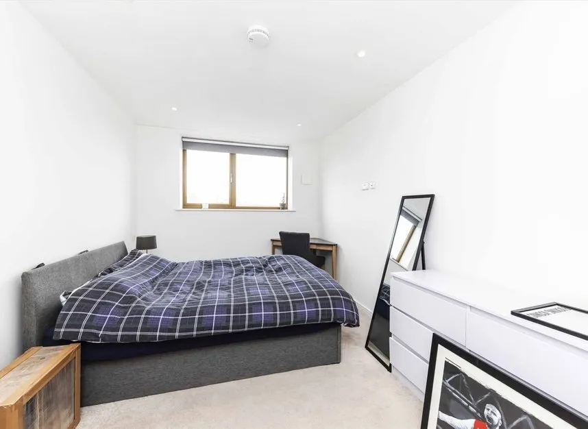 Streatham Road, Mitcham, CR4, photo 6