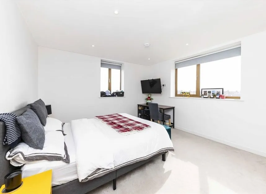Streatham Road, Mitcham, CR4, photo 5