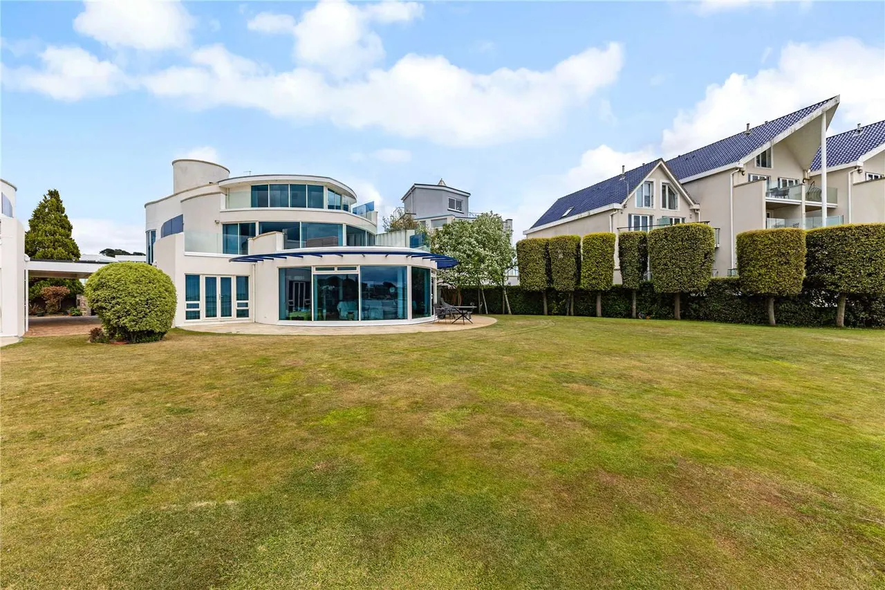 Salterns Way, Poole, BH14, photo 17