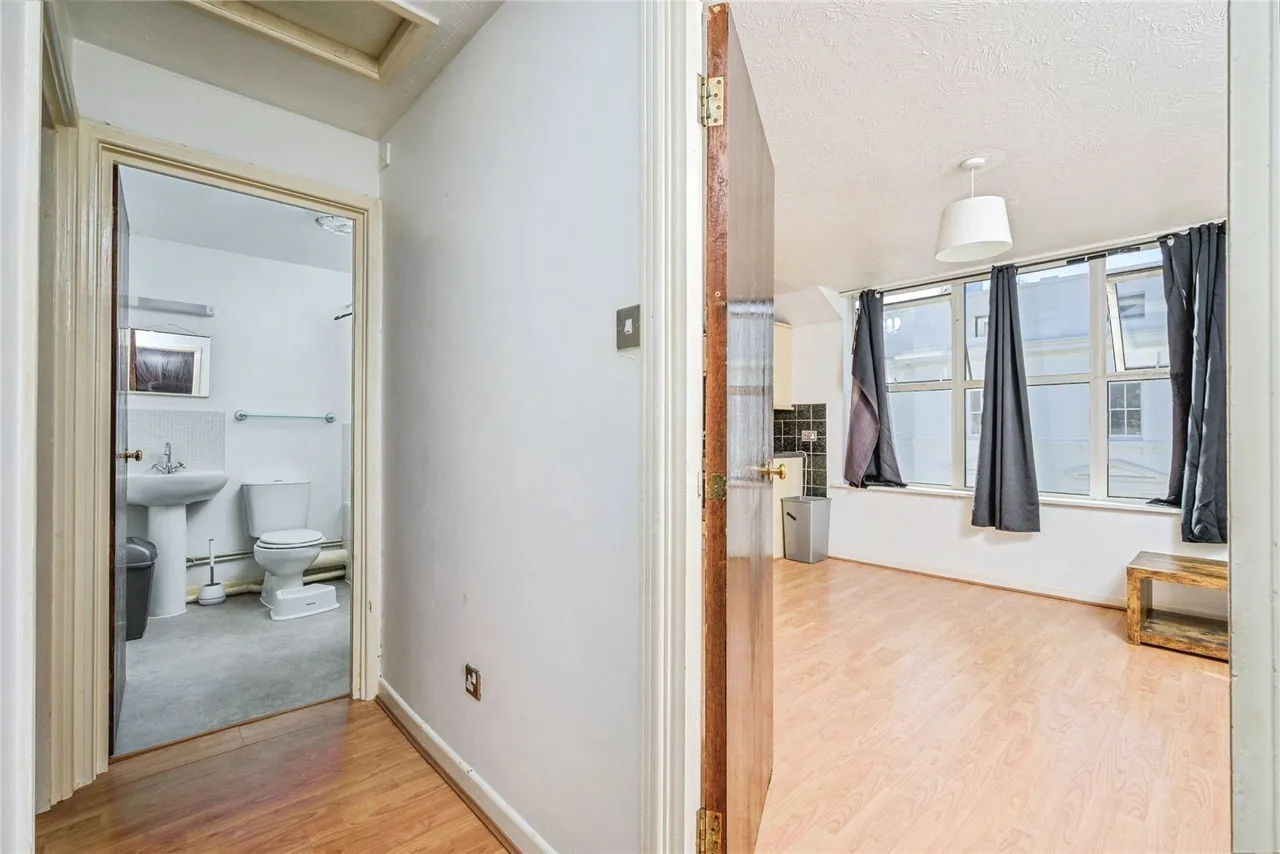 Grand Parade, Plymouth, PL1, photo 4