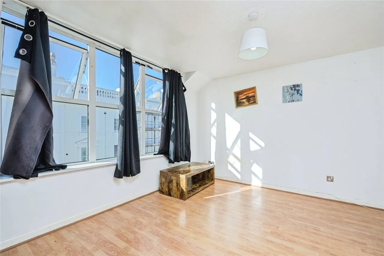 Grand Parade, Plymouth, PL1, photo 10