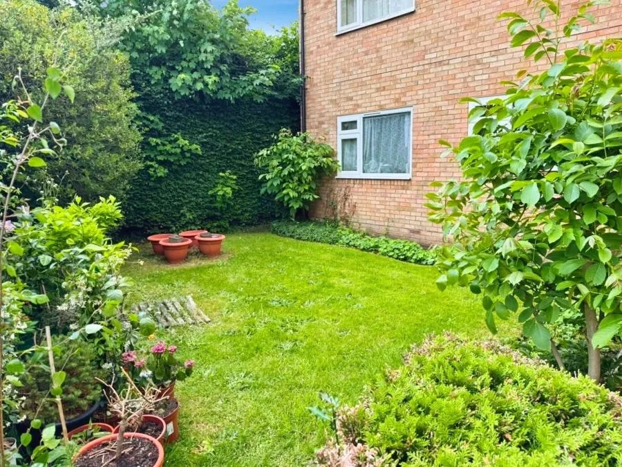 Elm Road, High Wycombe, HP12, photo 9