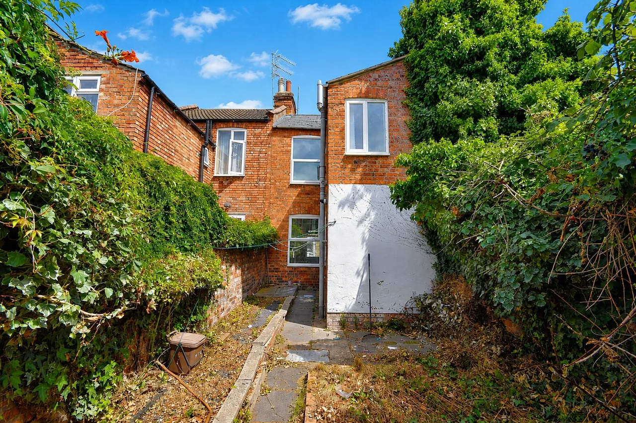 Queens Road, Northampton, NN1 3LP, photo 9
