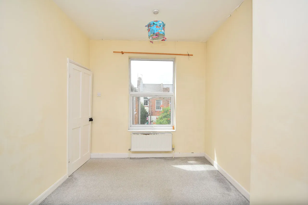 Queens Road, Northampton, NN1 3LP, photo 7