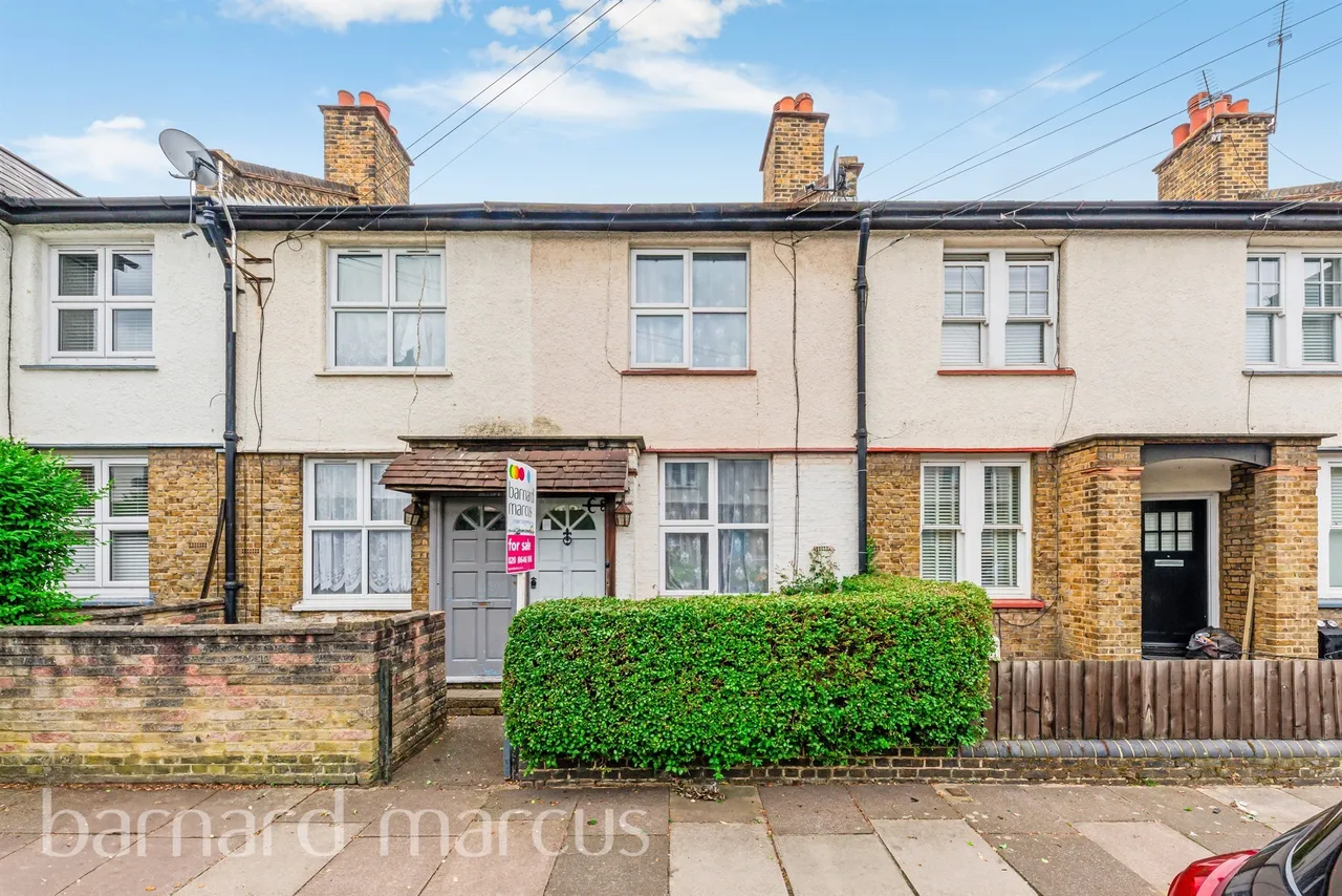 2 bed house for sale — Coteford Street, London