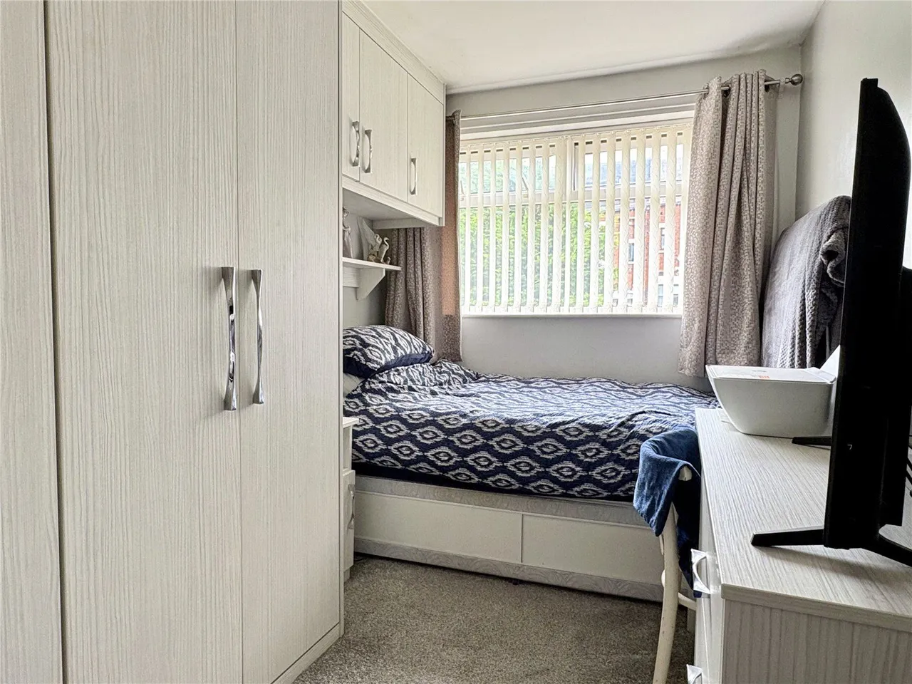 Glaisdale, Clarksfield, OL4, photo 11