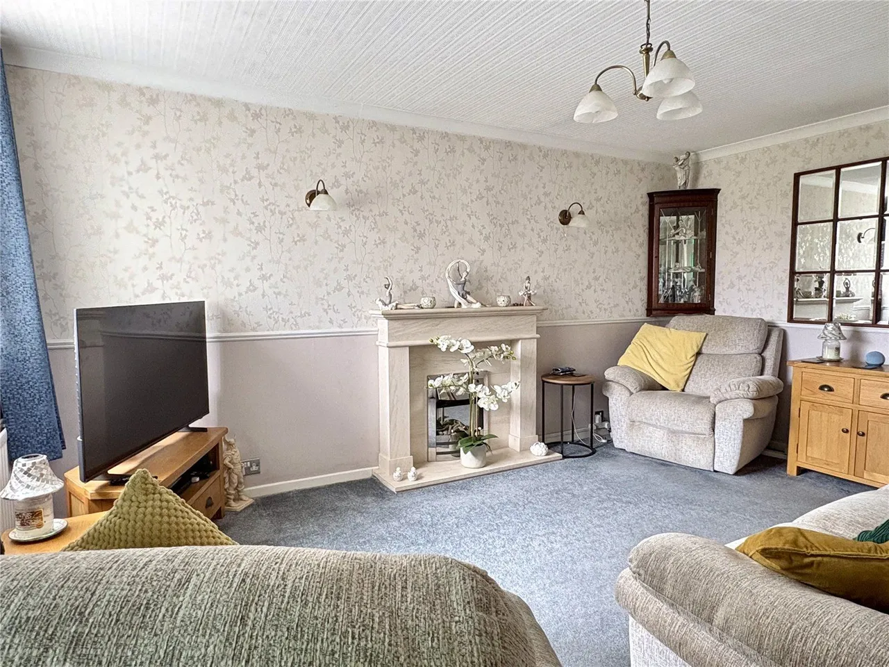 Glaisdale, Clarksfield, OL4, photo 6