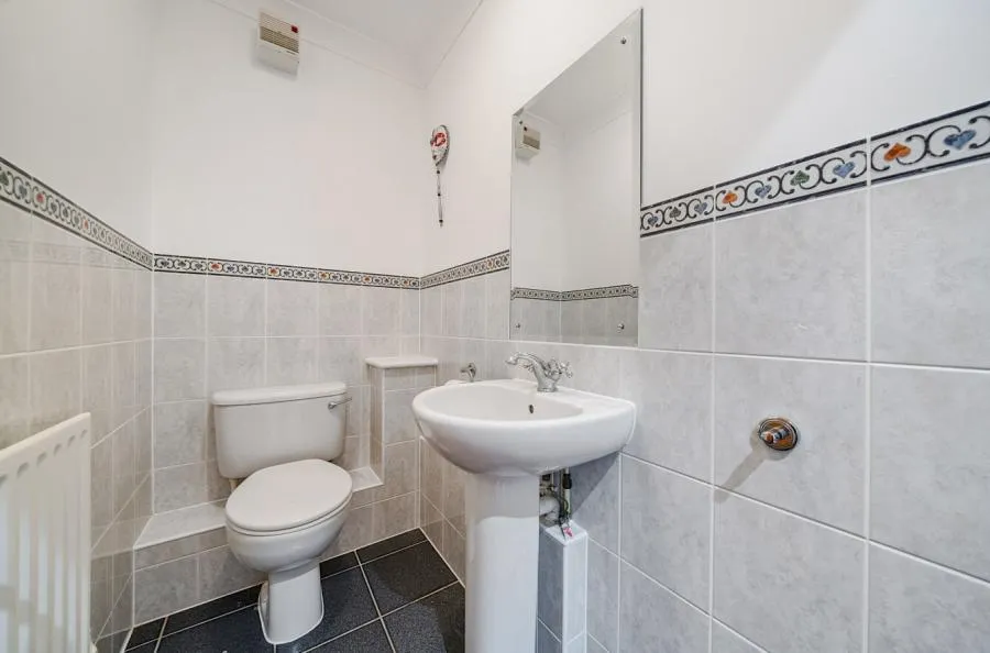 Minerva Crescent, Gunwharf Quays, PO1, photo 7