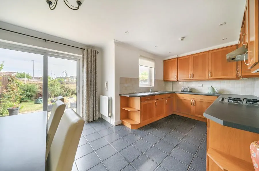 Minerva Crescent, Gunwharf Quays, PO1, photo 4