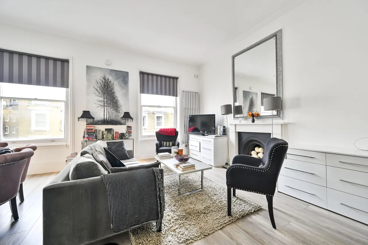 Flat 2, 44 Harcourt Terrace, London, photo 3