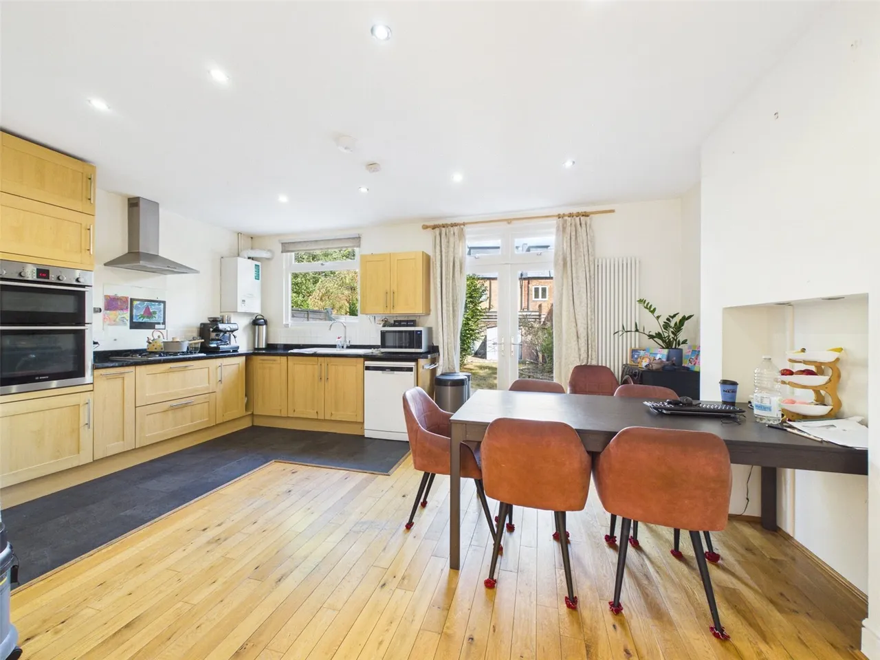 Larches Avenue, London, SW14, photo 2