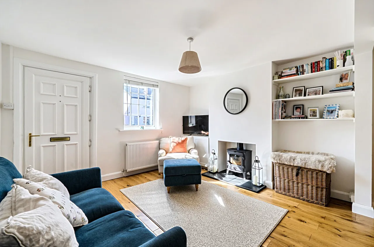 Kings Road, Farncombe, GU7, photo 6