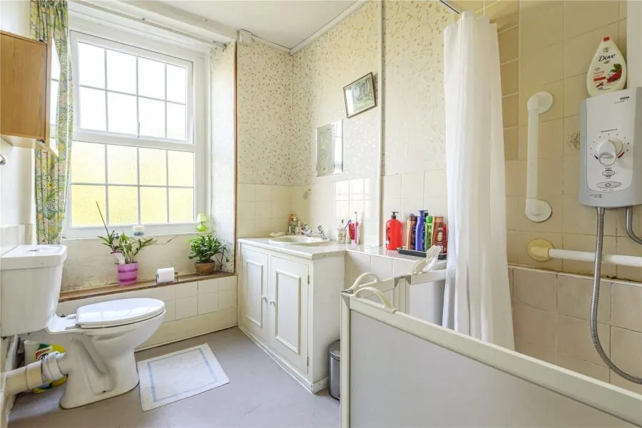 West End, Witney, OX28, photo 6