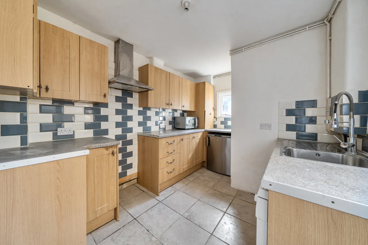 Half Acre Road, Hanwell, W7, photo 5