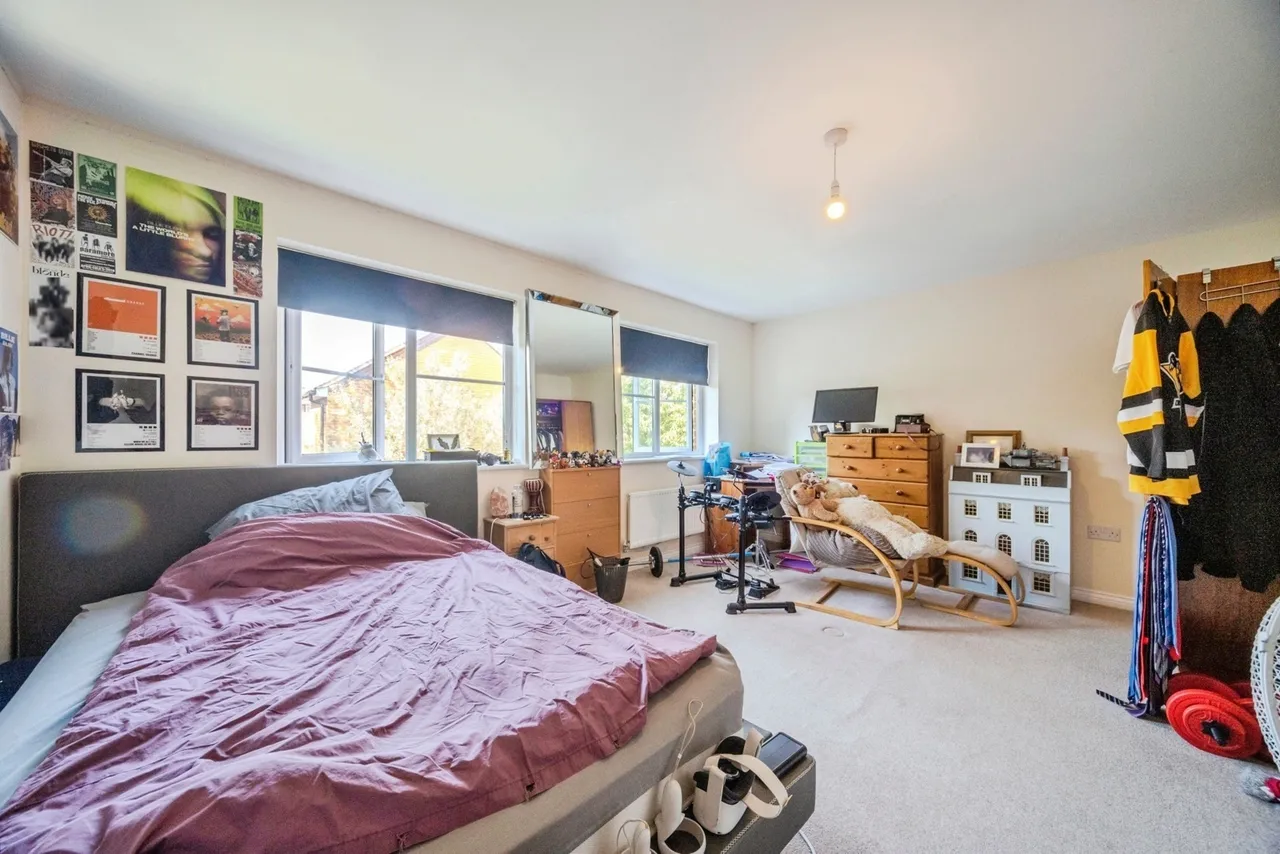 Prince Rupert Drive, AYLESBURY, Buckinghamshire, HP19, photo 10
