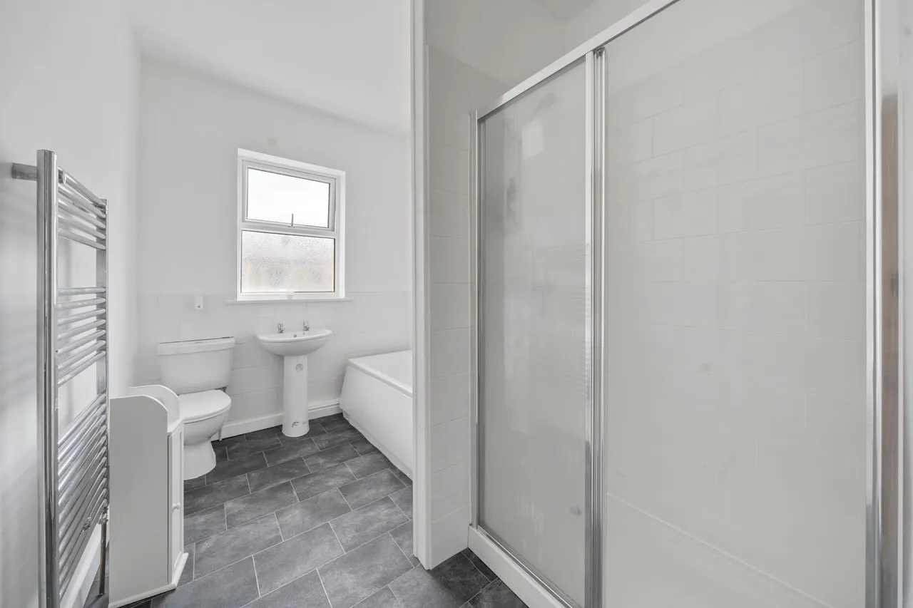 Glebe Street, Leigh, Leigh, WN7 1RQ, photo 8