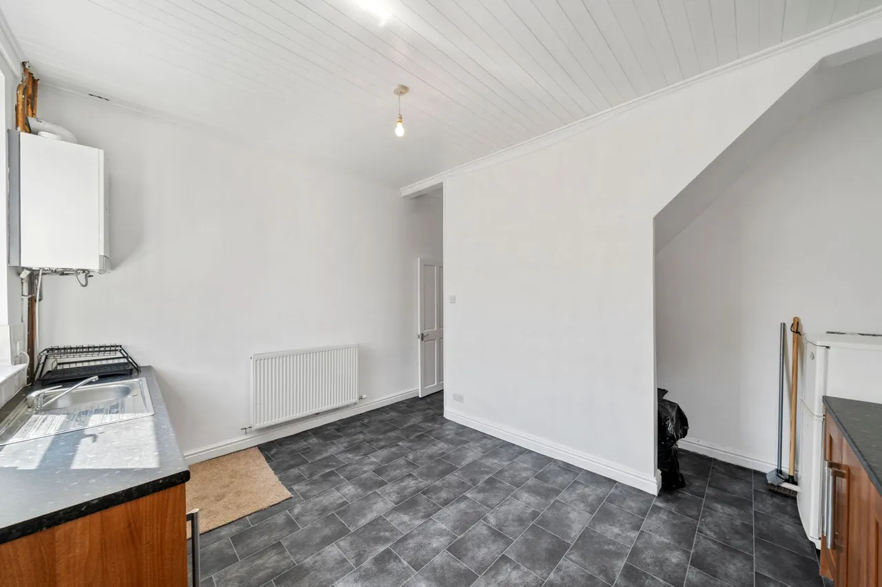 Glebe Street, Leigh, Leigh, WN7 1RQ, photo 4