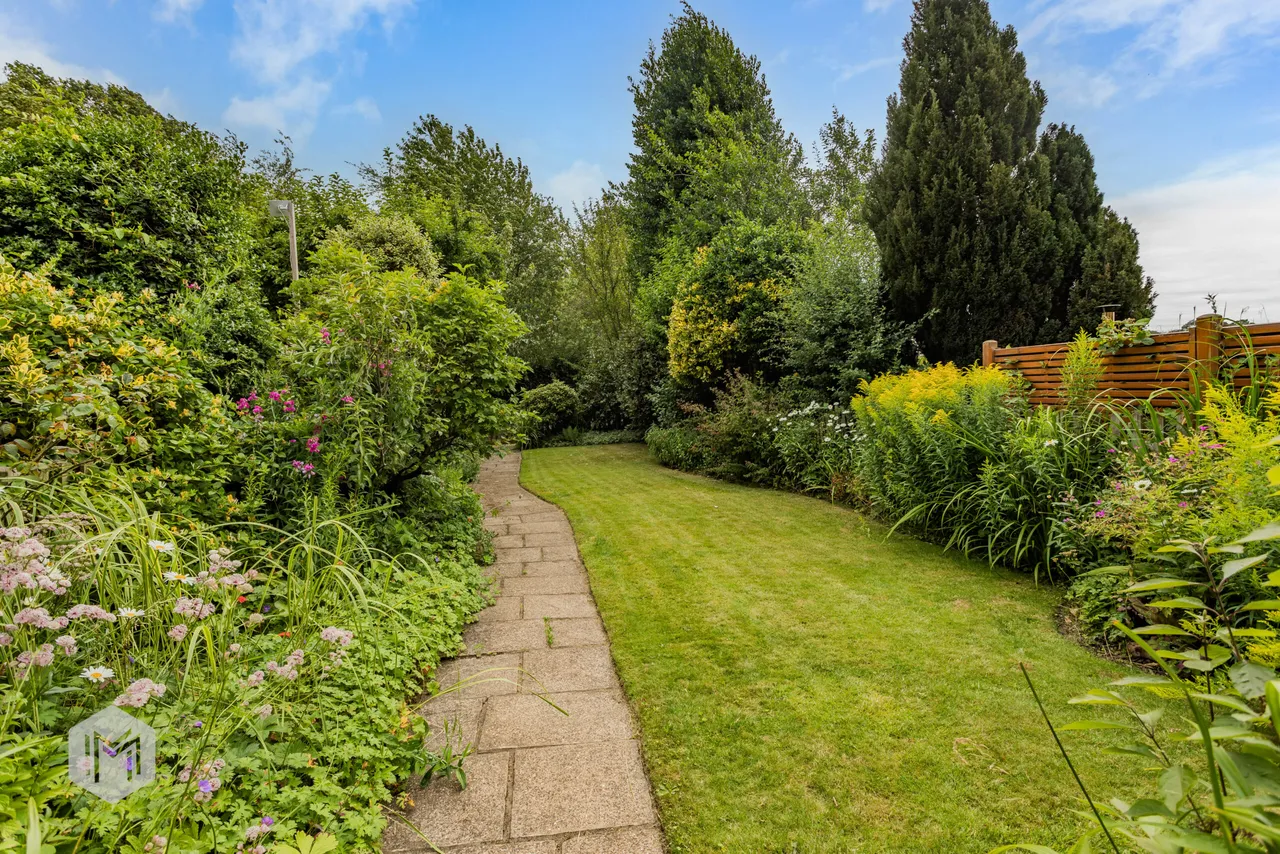 Southworth Lane, Croft, Warrington, WA3 7BX, photo 22
