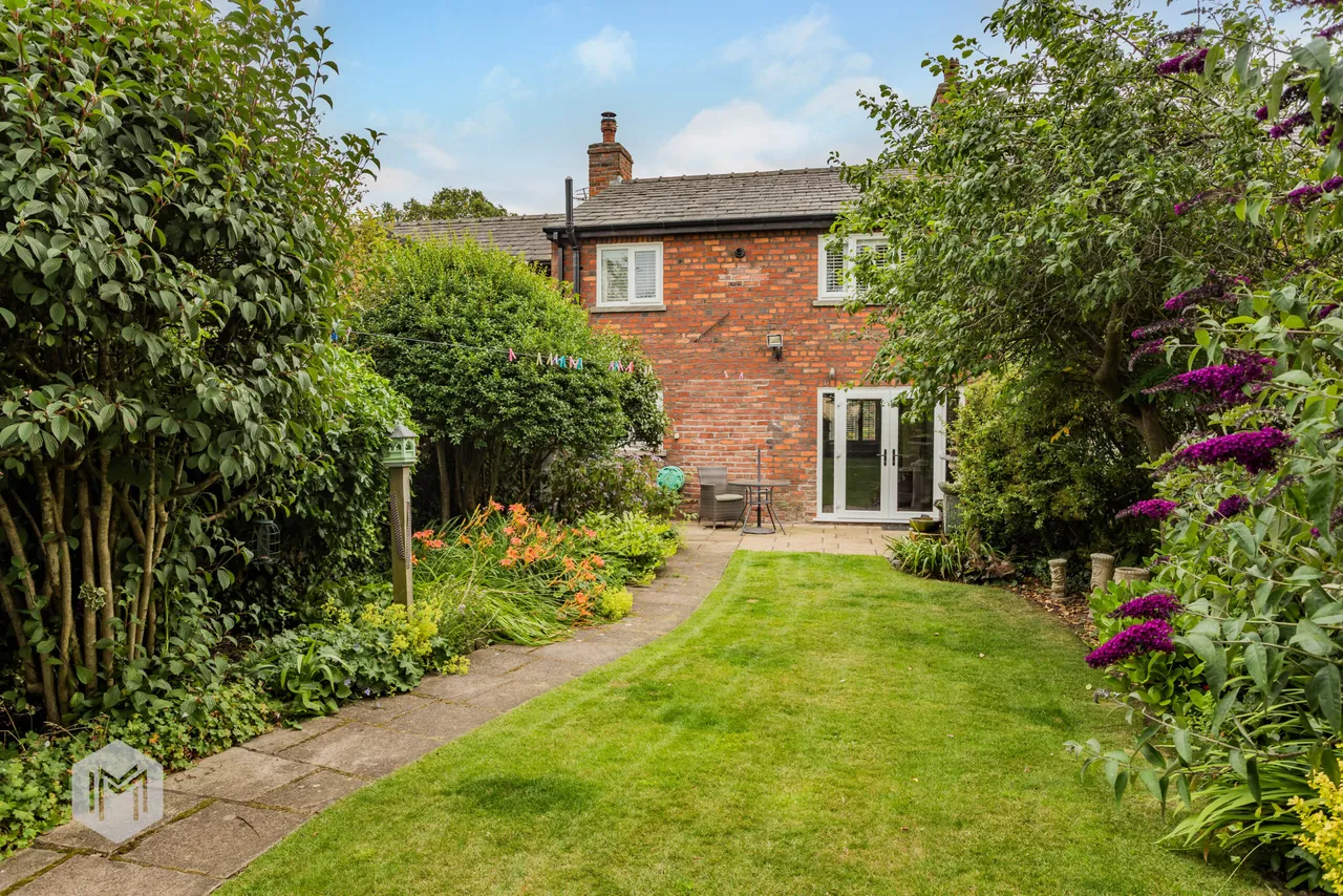 Southworth Lane, Croft, Warrington, WA3 7BX, photo 20