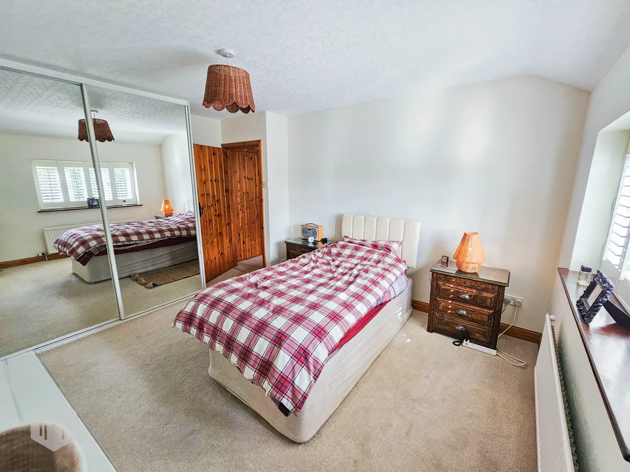 Southworth Lane, Croft, Warrington, WA3 7BX, photo 13