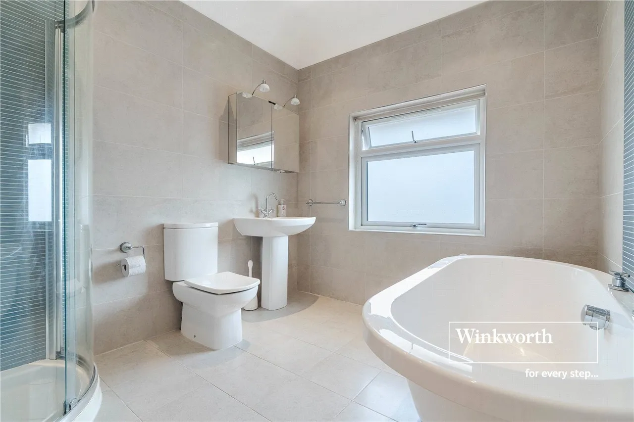 Seaward Avenue, Bournemouth, BH6, photo 11