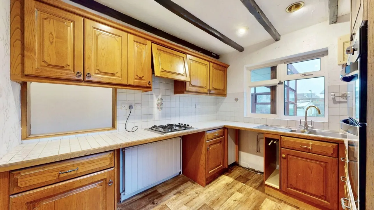 Stanwell Gardens, Stanwell, TW19, photo 14