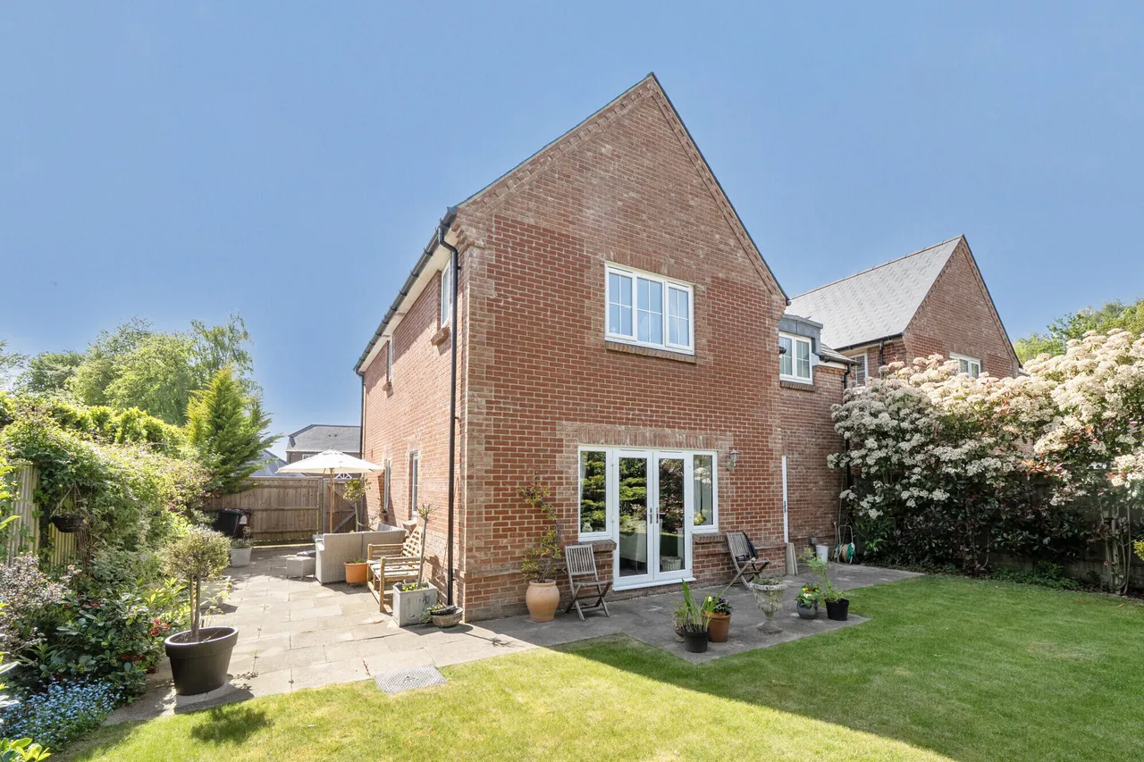 Maddoxwood, Chichester, PO19, photo 16