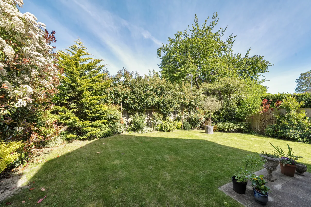 Maddoxwood, Chichester, PO19, photo 17