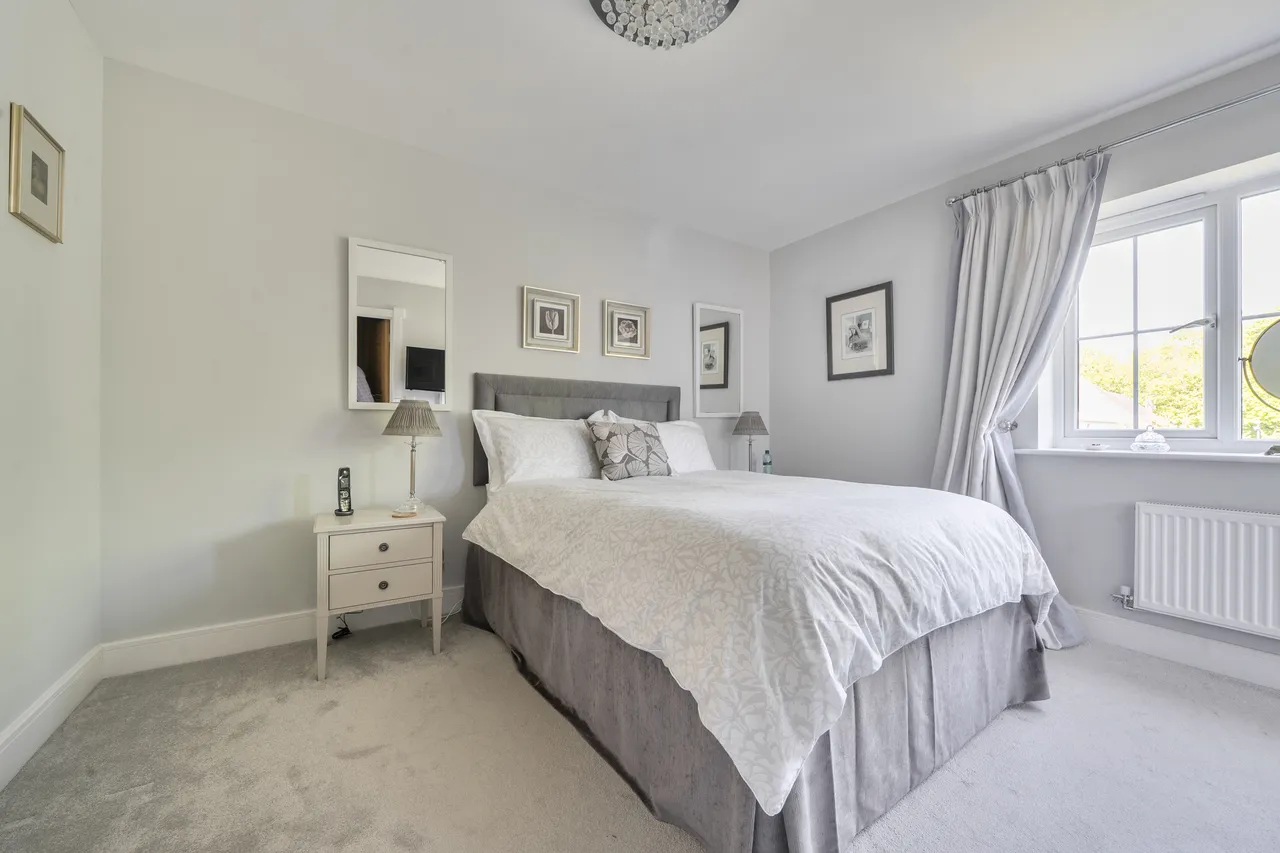 Maddoxwood, Chichester, PO19, photo 9