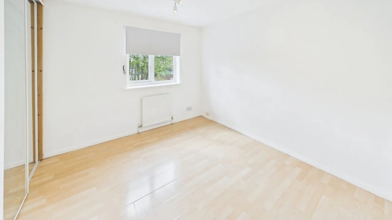 Warwick Drive, Bury St Edmunds, photo 5
