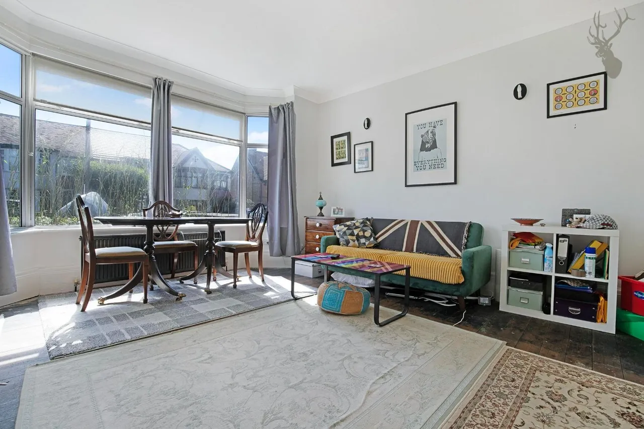 Warren Road, London, E4, photo 5