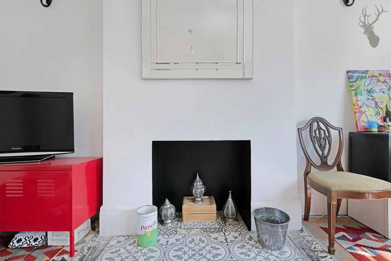 Warren Road, London, E4, photo 4