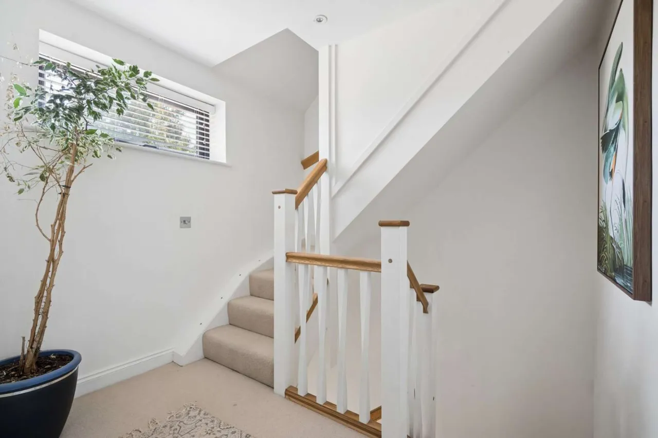 The Close, Henley-on-Thames, Oxfordshire, RG9 1SR, photo 11