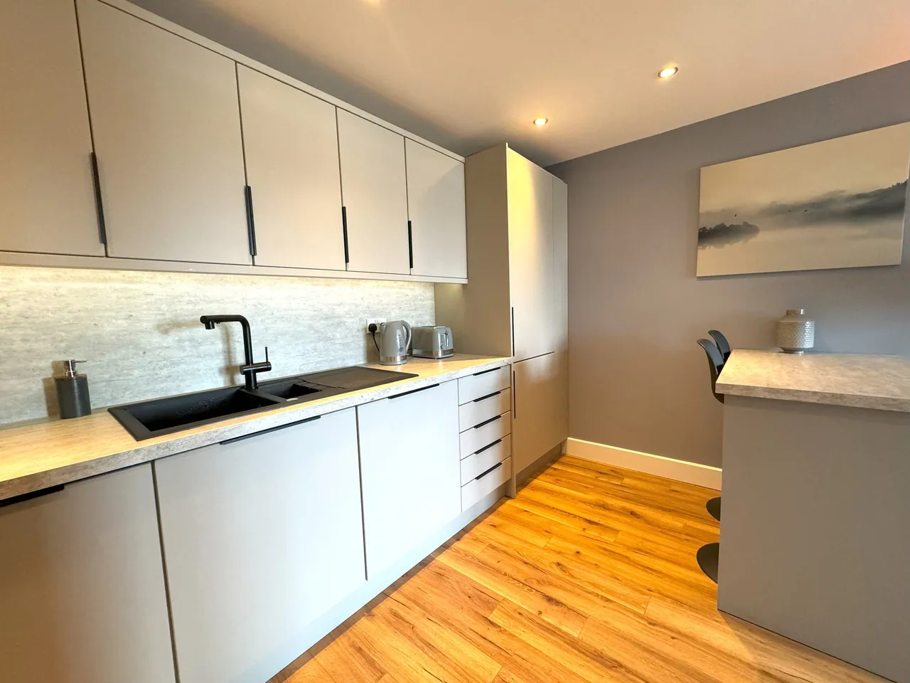 Altamar, Kings Road, Swansea, West Glamorgan, SA1 8PY, photo 8