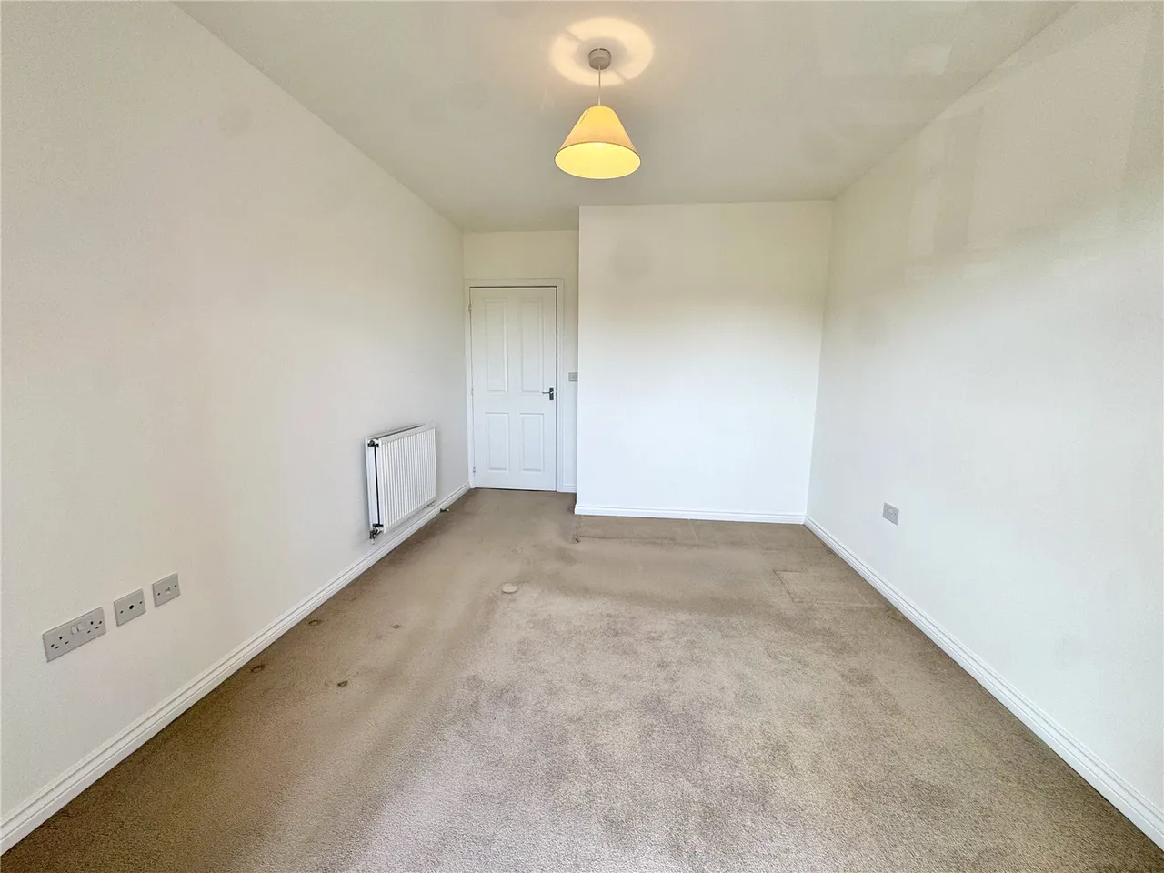Jubilee Drive, Church Crookham, Fleet, GU52 8AY, photo 5