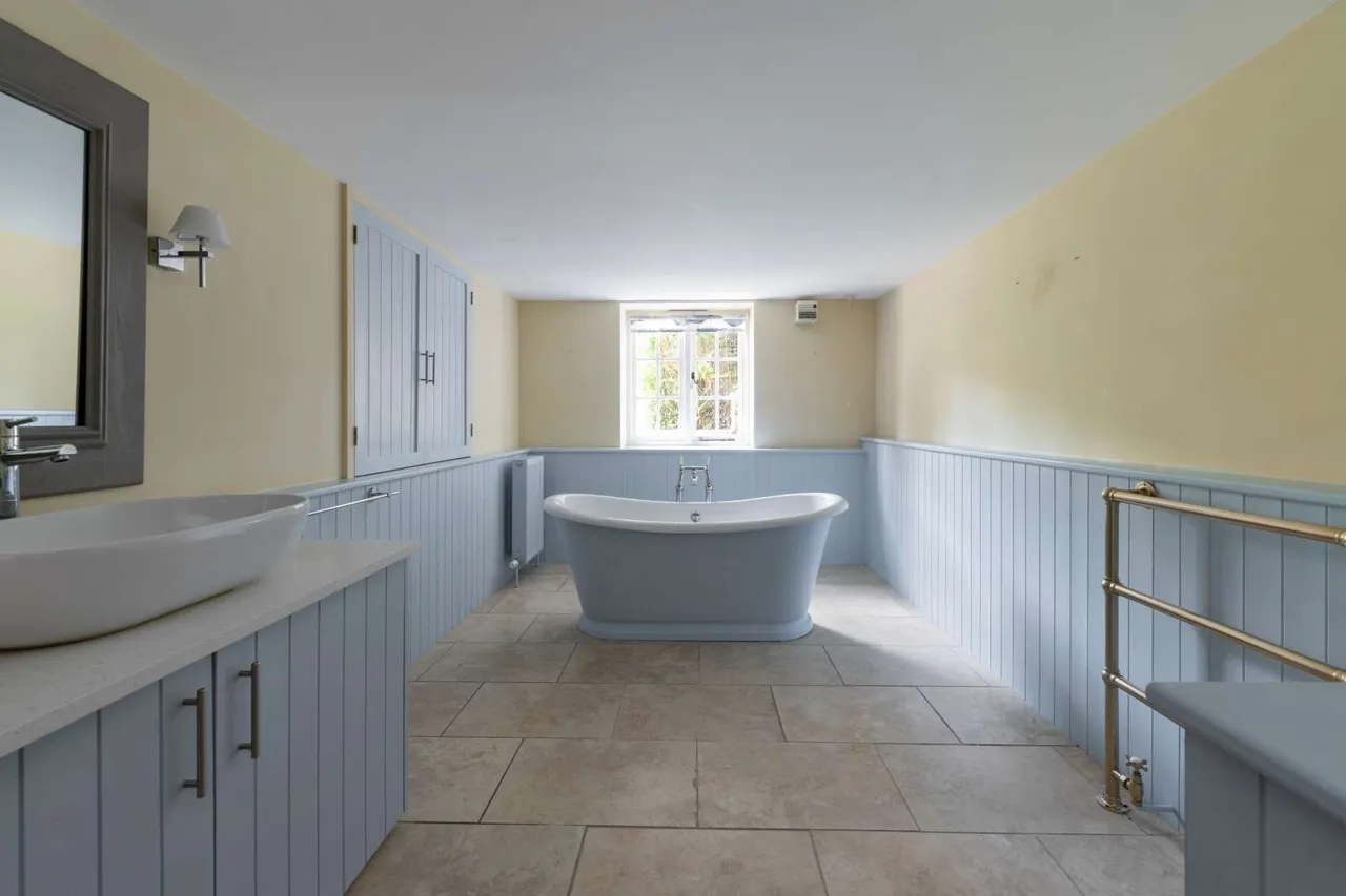 Powerstock, Bridport, DT6, photo 10