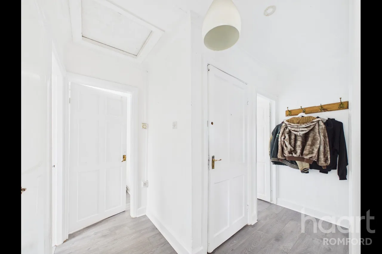 Chelmsford Avenue, Romford, RM5, photo 6