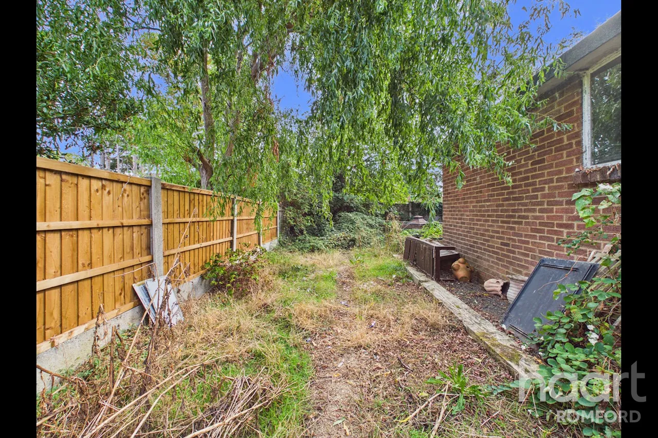 Chelmsford Avenue, Romford, RM5, photo 16