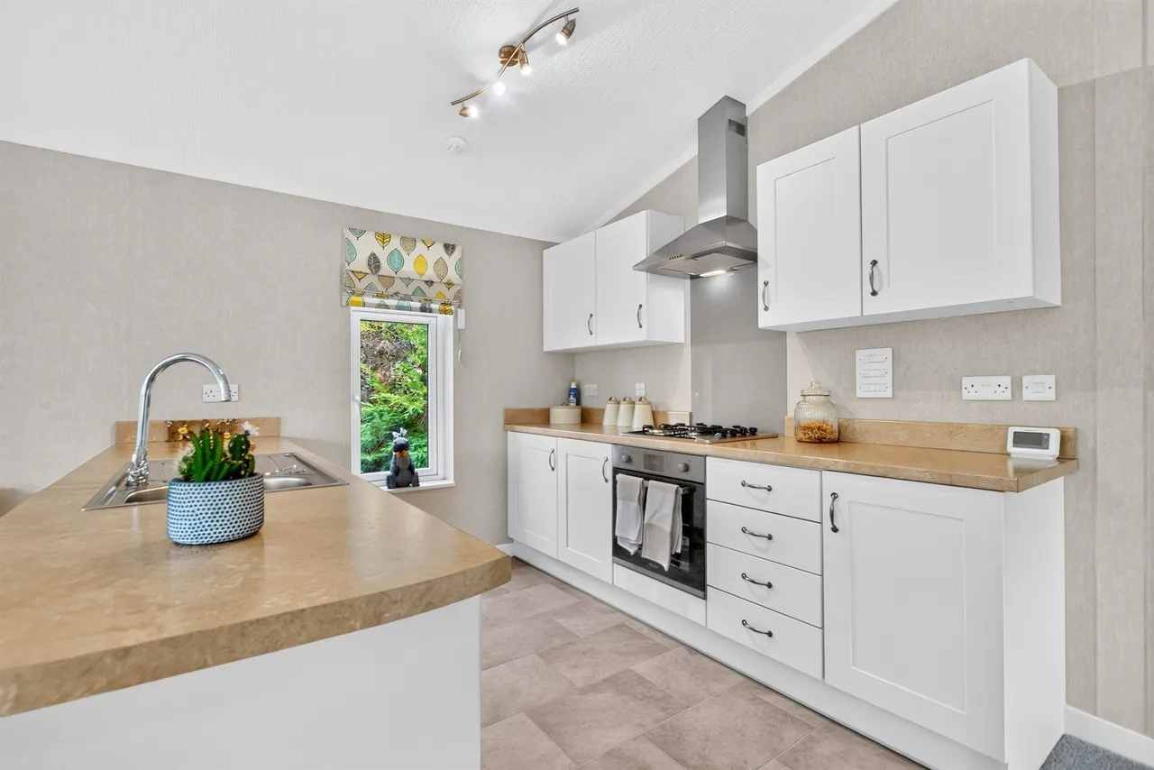 Lochmanor Lodge Park, Dunning, PH2, photo 20