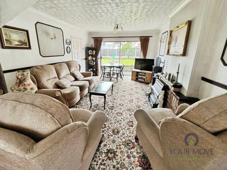 Whitegates Road, Coseley, Dudley, WV14, photo 3