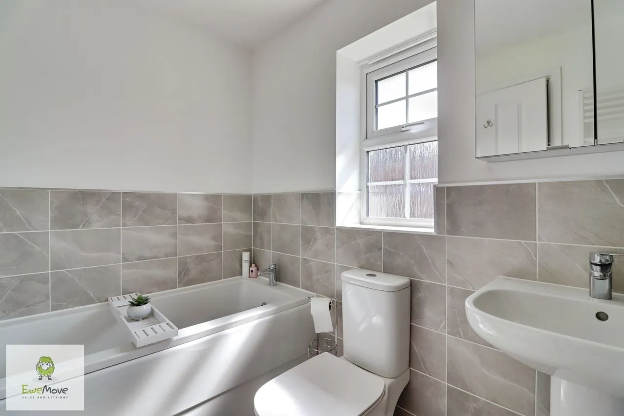Tomkinson Heights, Hednesford, WS12, photo 16