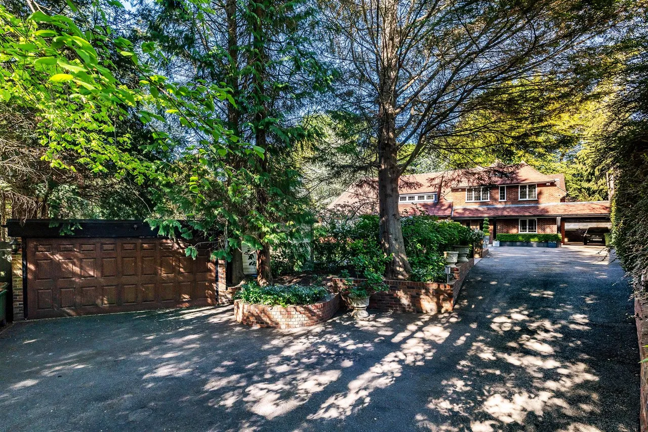 The Warren, Ashtead, KT21, photo 15