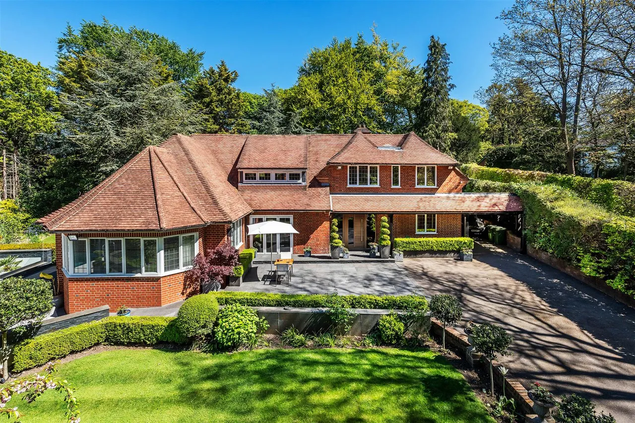 The Warren, Ashtead, KT21, photo 14